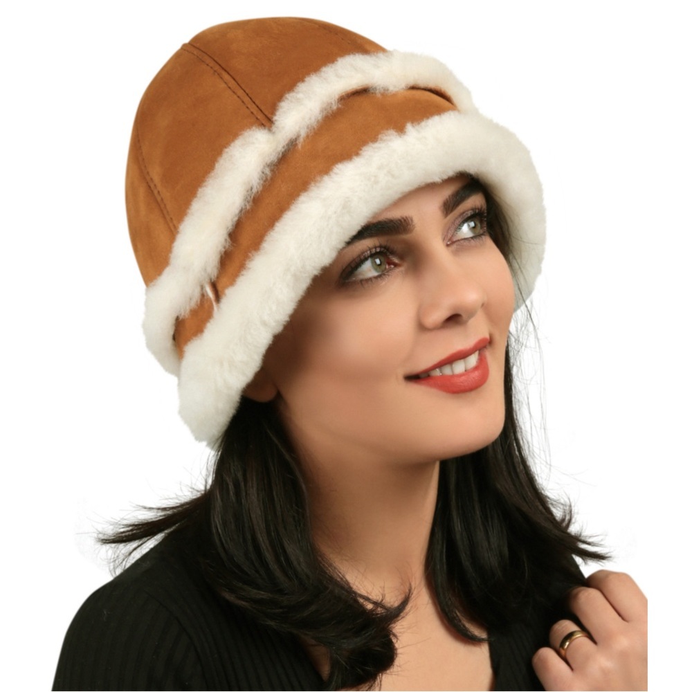 Zavelio hat cap Carmel brown lined sherpa sz m